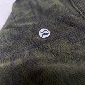 LULULEMON ORIGINAL GREEN CAMO SWIFTLY LONG SLEEVE